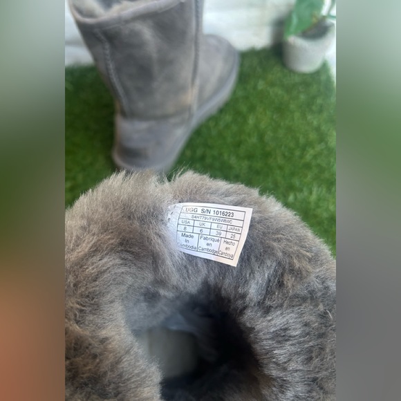 UGG🔴Classic short II winter boots grey 8 - Picture 9 of 12